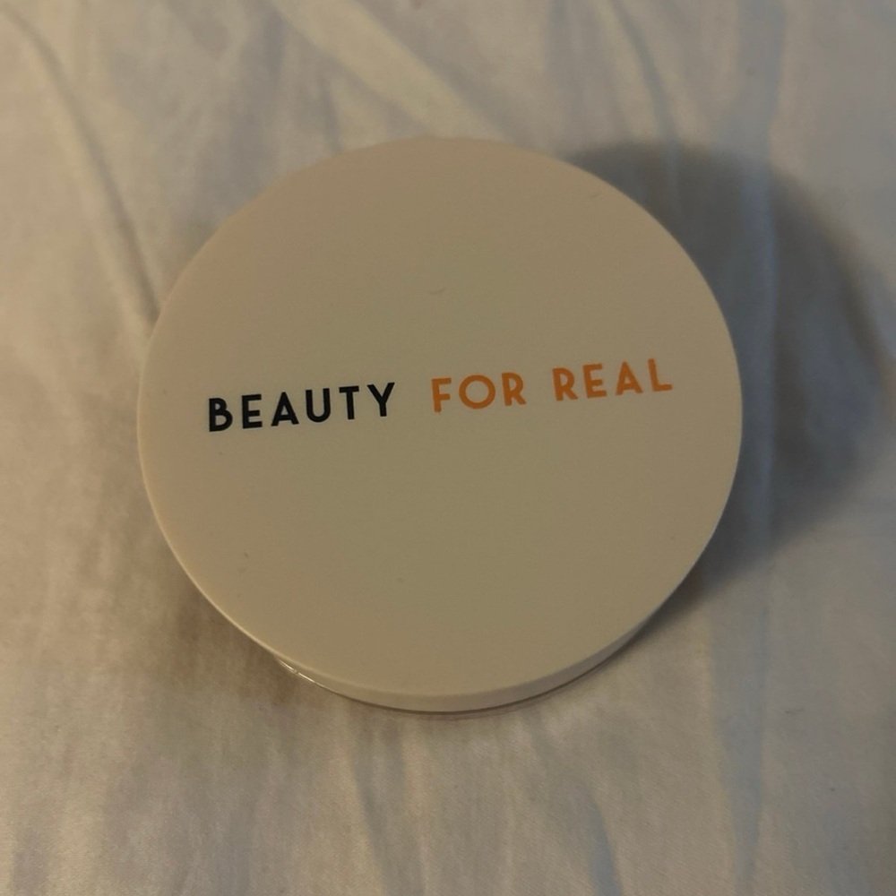 Translucent Brightening Powder